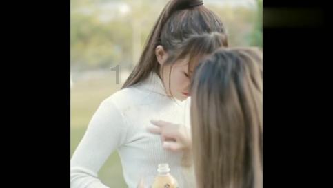 救援男孩与狗