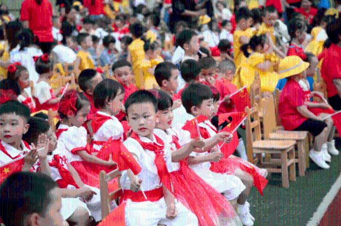 主办方：C罗中国行2场都会上场，C罗希望踢满全场！
